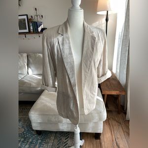 Lightweight Oversized Linen Blazer